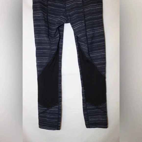 Women’s Lululemon Pace Rival Crop Leggings 22" Size 2 - Picture 7 of 12